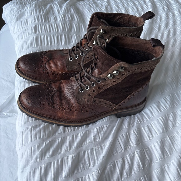 Men’s Boots - Picture 2 of 3